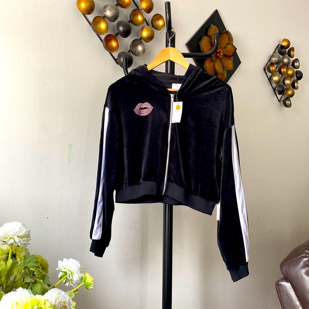 Rue 21 women crop hoodies zip-up jacket